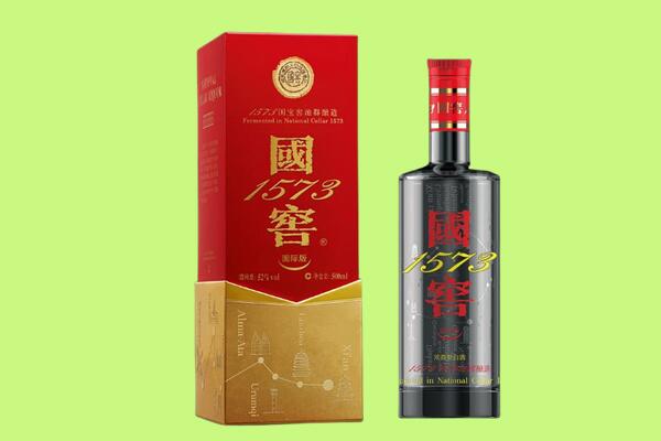 乌拉特前旗回收国窖1573.jpg
